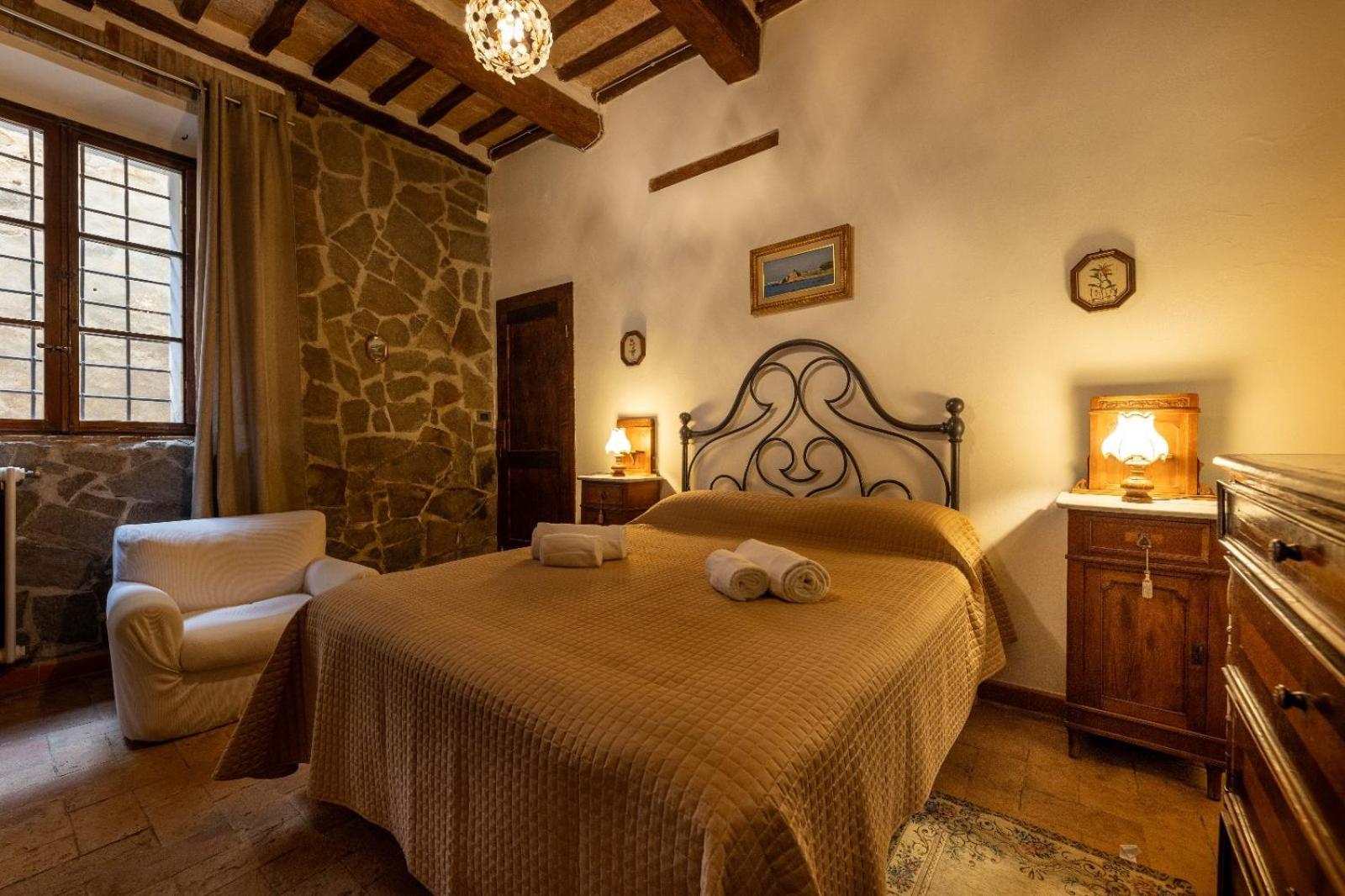 Bed and Breakfast Il Palazzo Del Cardinale à Montalcino Extérieur photo