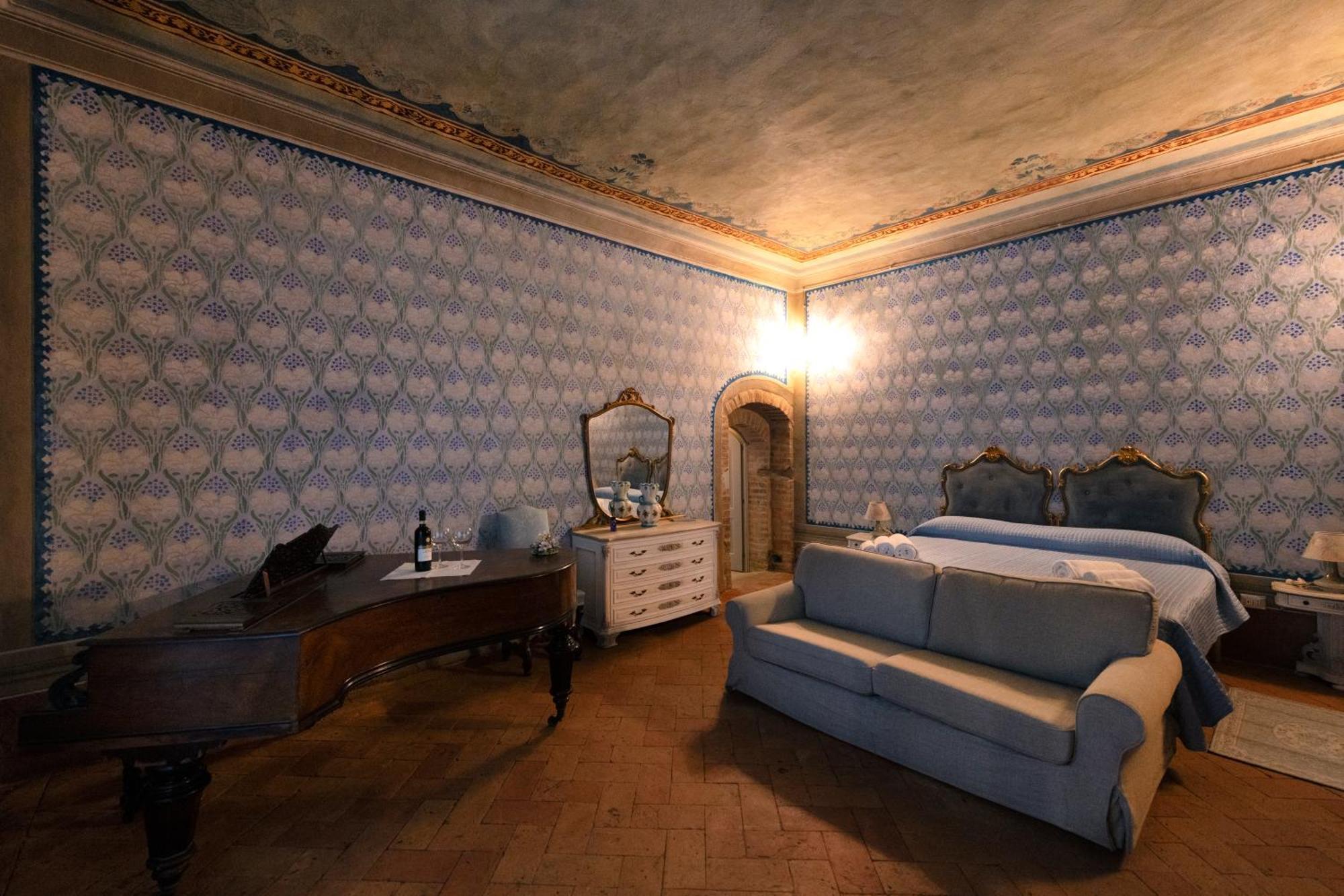 Bed and Breakfast Il Palazzo Del Cardinale à Montalcino Extérieur photo
