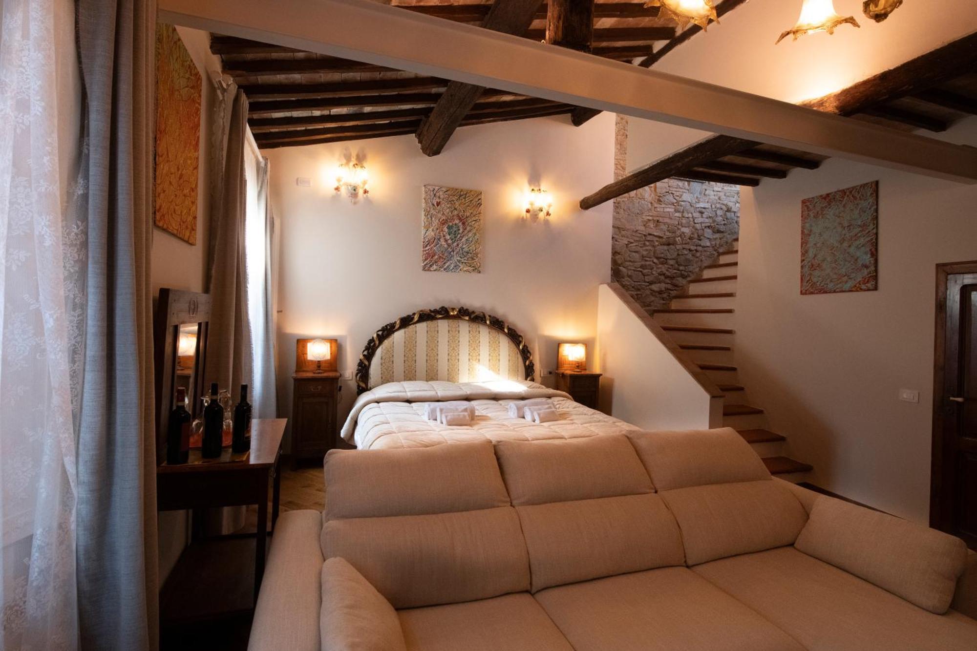 Bed and Breakfast Il Palazzo Del Cardinale à Montalcino Extérieur photo