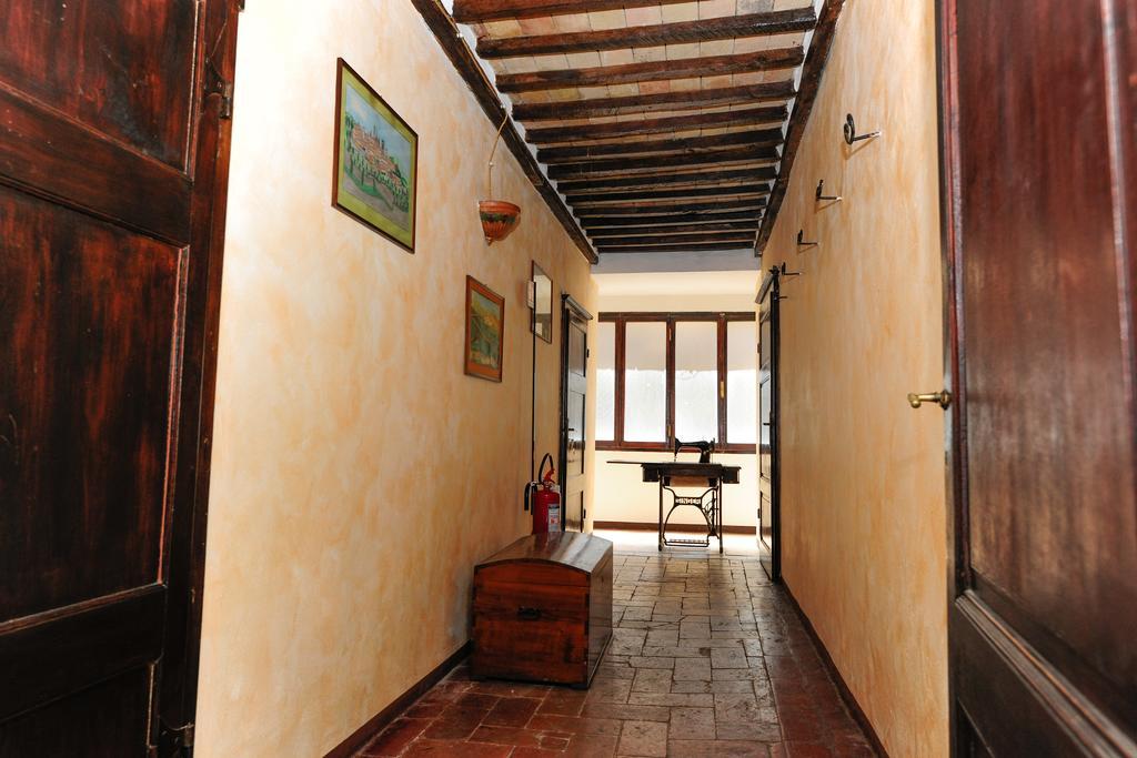 Bed and Breakfast Il Palazzo Del Cardinale à Montalcino Extérieur photo