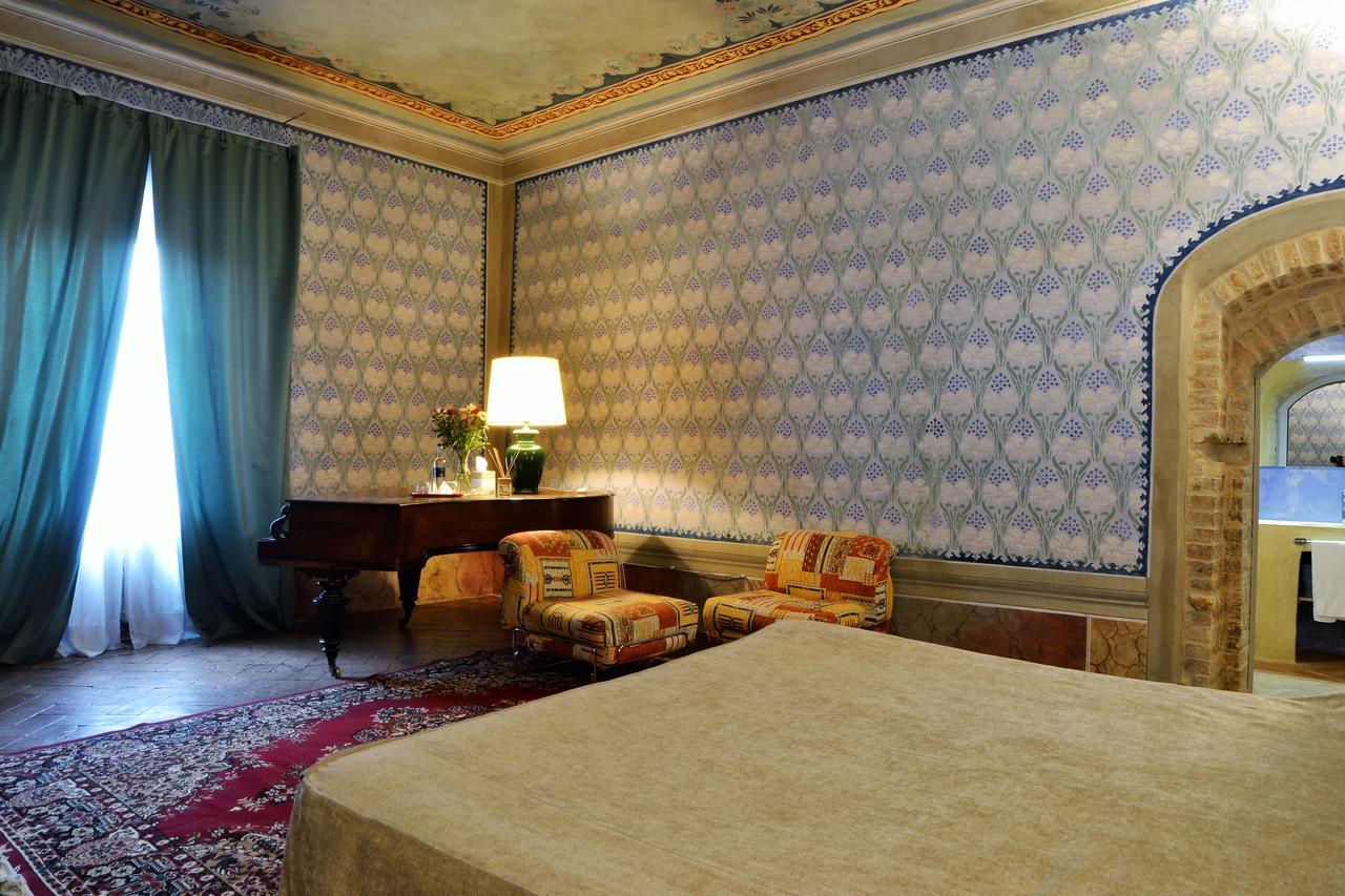 Bed and Breakfast Il Palazzo Del Cardinale à Montalcino Extérieur photo