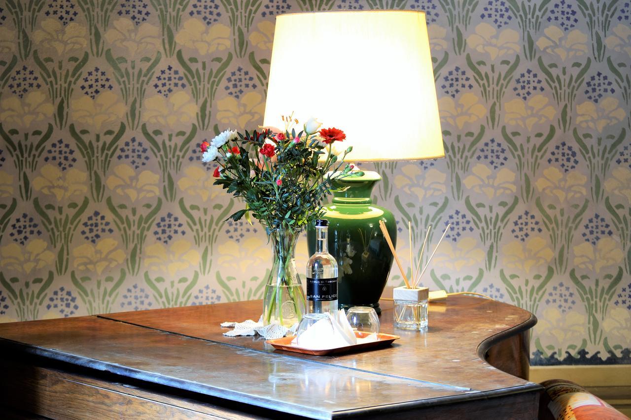 Bed and Breakfast Il Palazzo Del Cardinale à Montalcino Extérieur photo