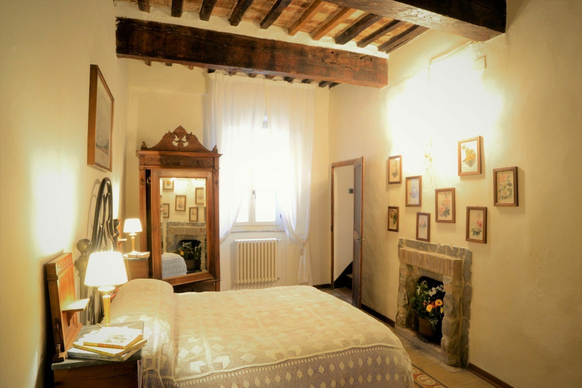 Bed and Breakfast Il Palazzo Del Cardinale à Montalcino Extérieur photo